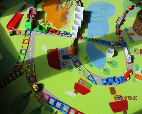Spielteppich mit Straßen und Autos im Kinderhaus Albatros